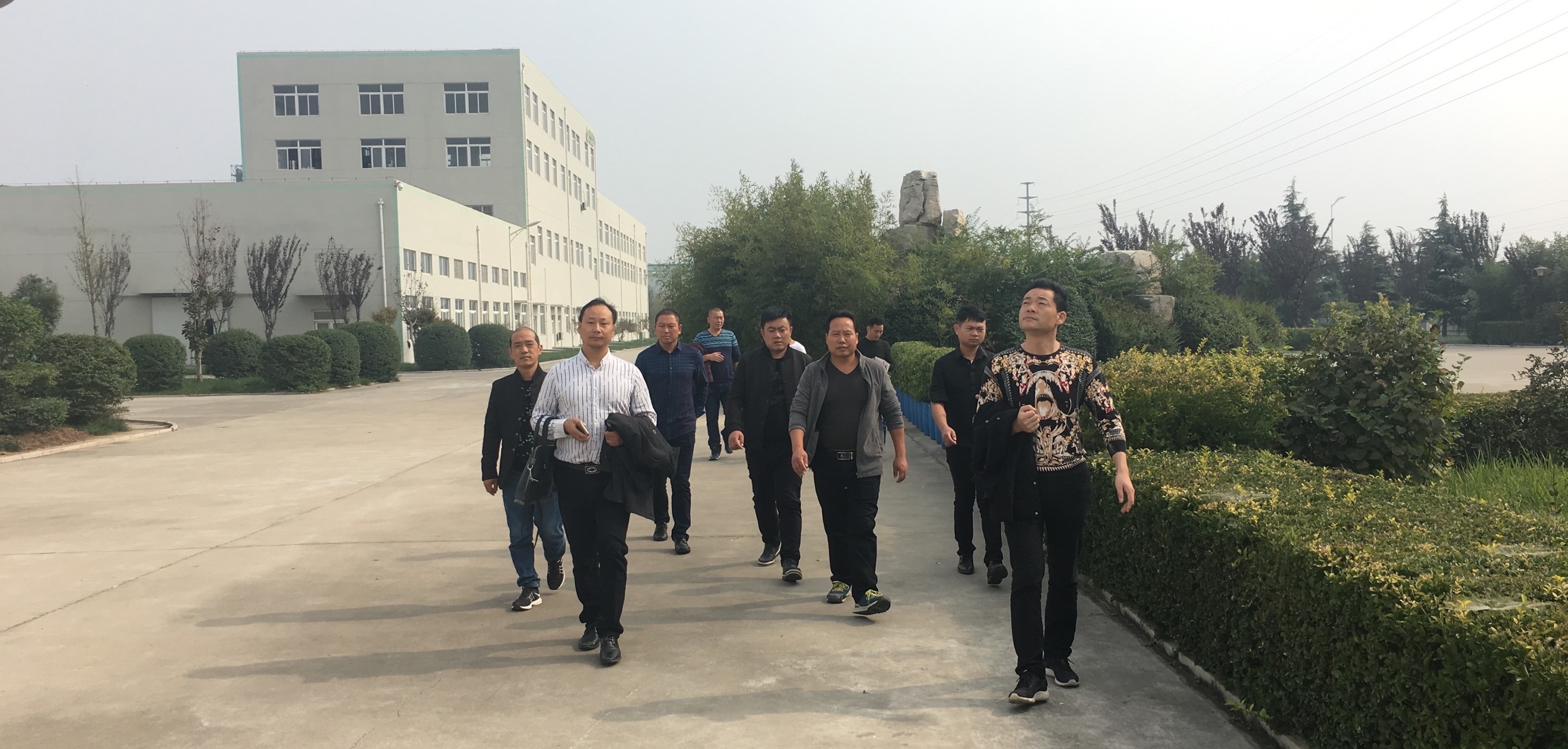 1509419076955672.jpg 5.jpg